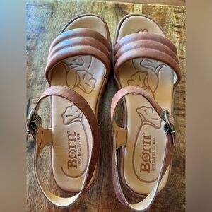 Born Faro Leather Sandals size 10